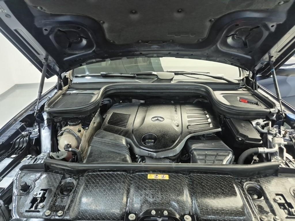 Mercedes Benz GLE Class - Vista 5