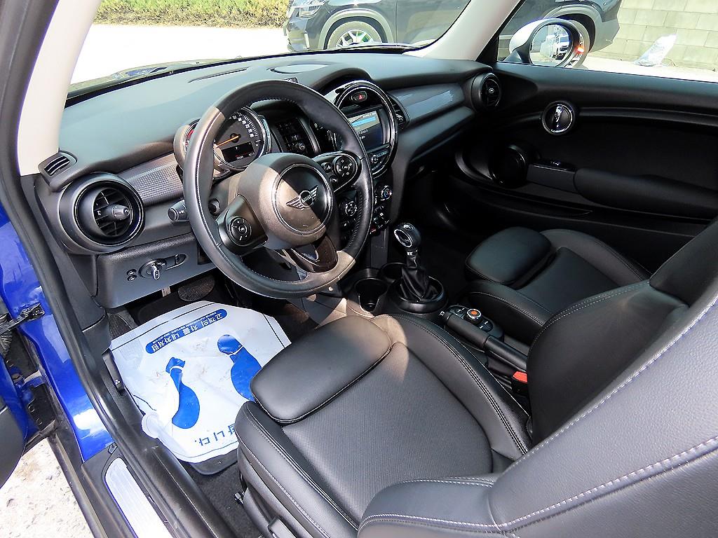 Mini Cooper - Vista 7