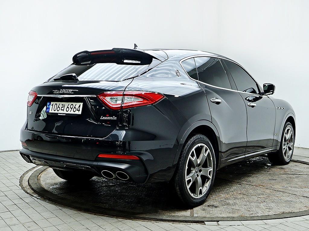 Maserati Levante - Vista 7