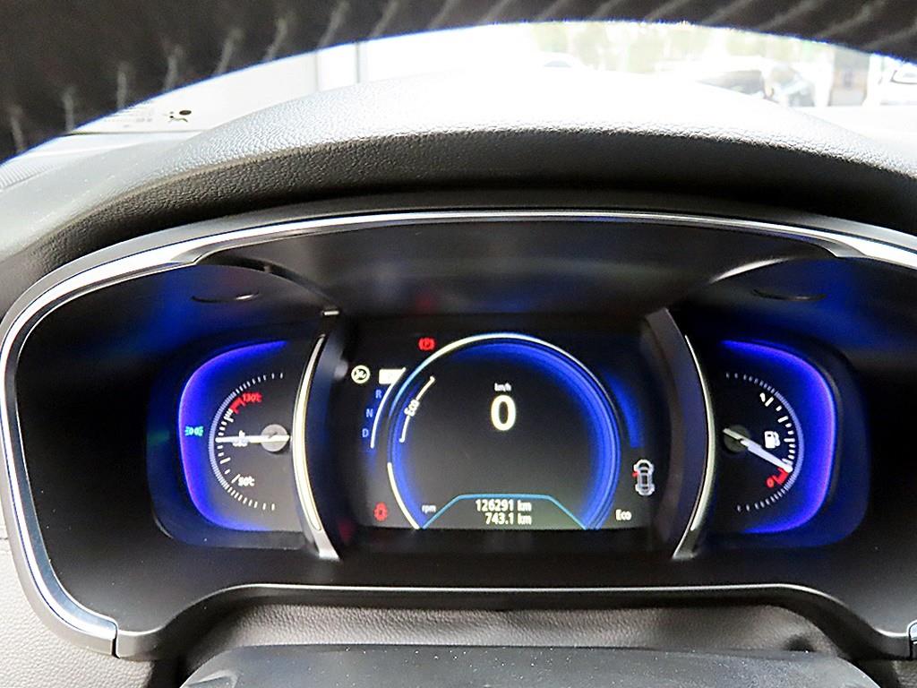 SAMSUNG SM6 - Vista 8