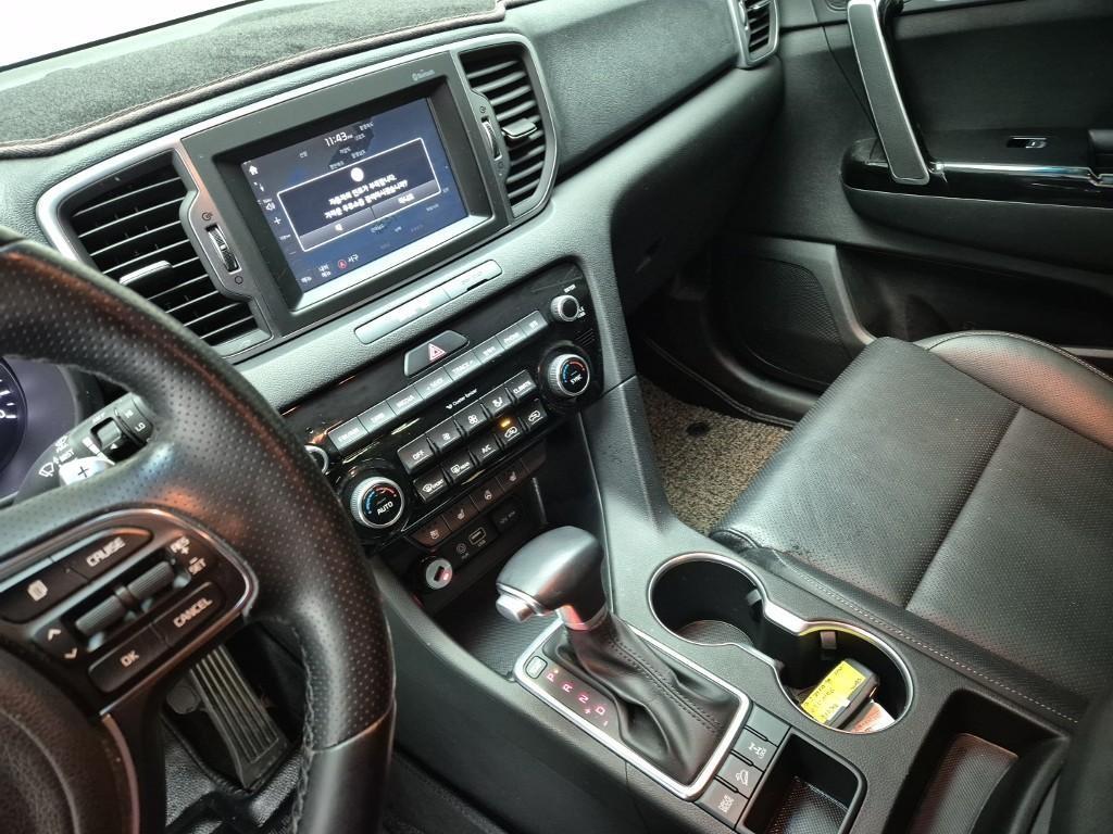 KIA Sportage - Vista 9