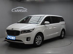KIA Carnival - Vista 4