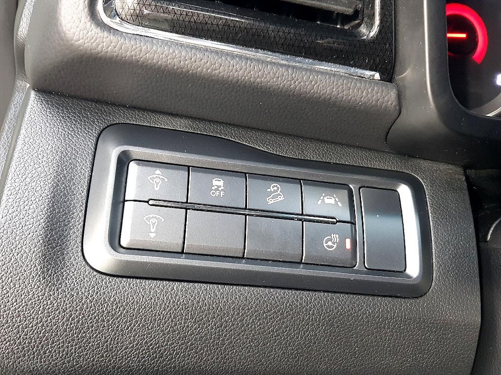 Ssangyong Tivoli - Vista 12