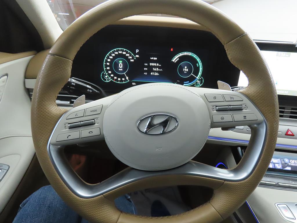 HYUNDAI Grandeur - Vista 8