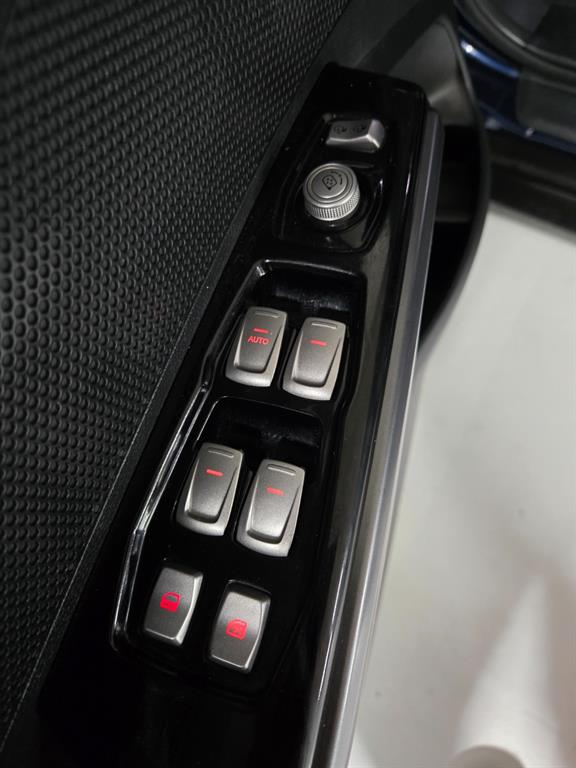 Ssangyong Tivoli 2019 Azul - Importación desde Corea - HF Imports Iquique - Foto 15