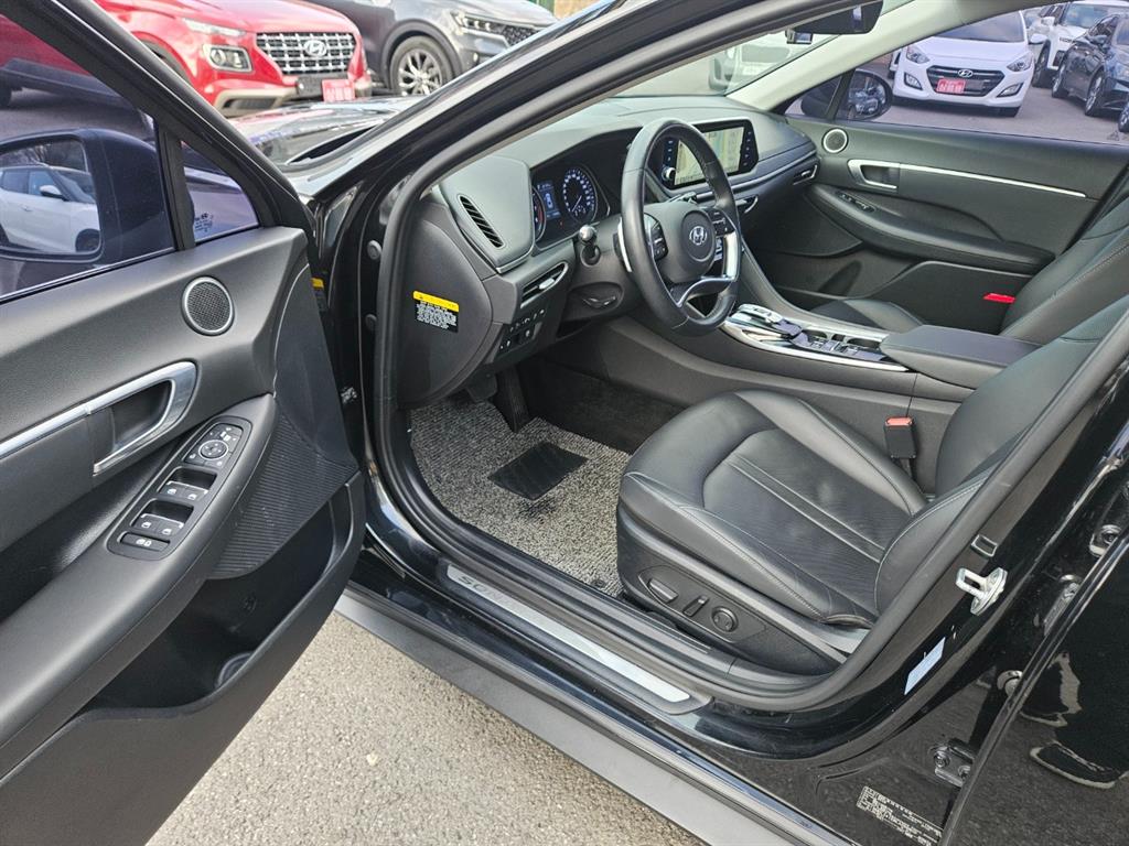 HYUNDAI Sonata - Vista 7