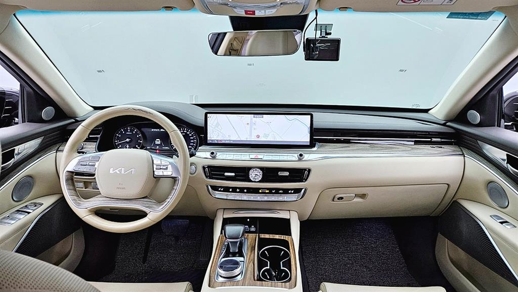 KIA K9 - Vista 11