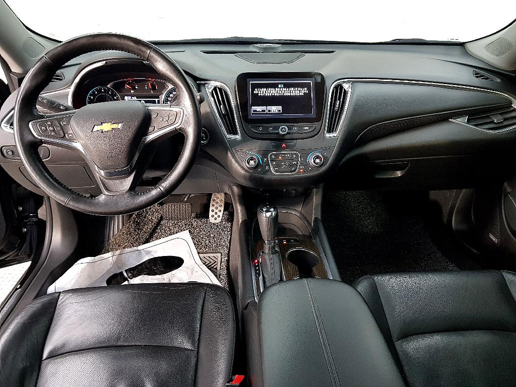 Chevrolet Malibu - Vista 5