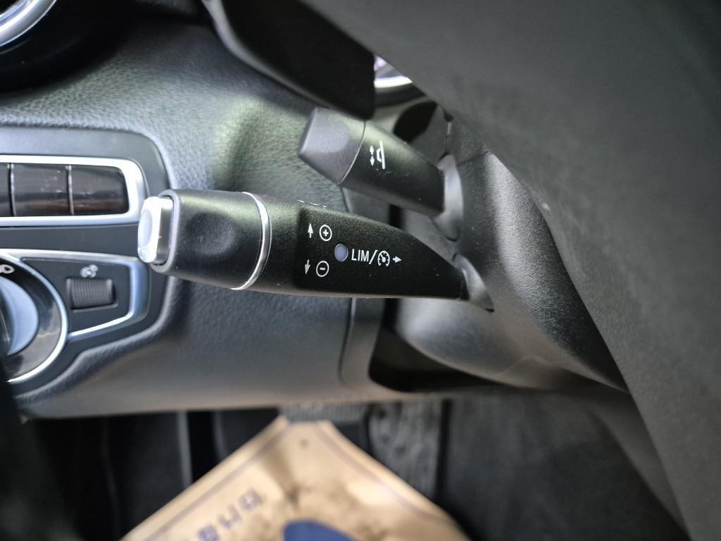 Mercedes Benz C Class 2015 Negro - Importación desde Corea - HF Imports Iquique - Foto 16