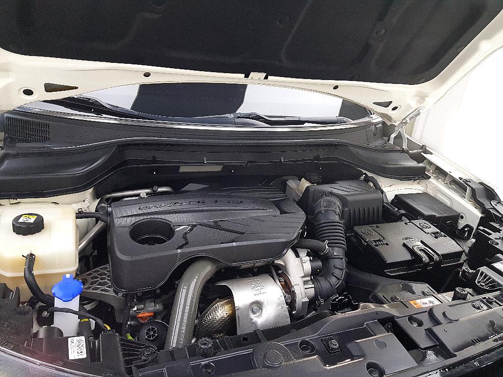 Ssangyong Tivoli - Vista 6