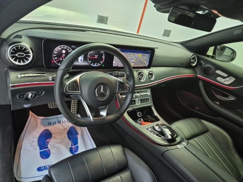 Mercedes Benz E class - Vista 7