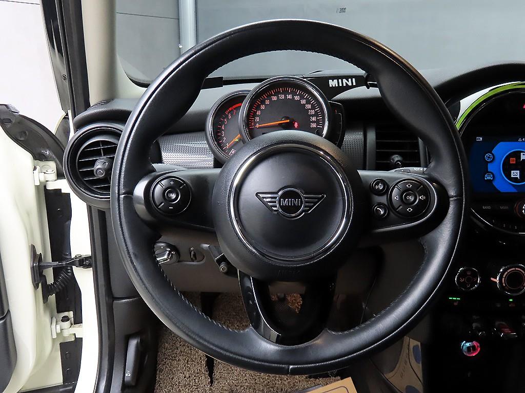 Mini Cooper - Vista 9