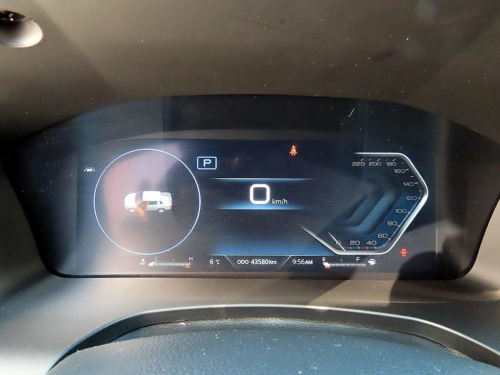 Ssangyong Rexton - Vista 9