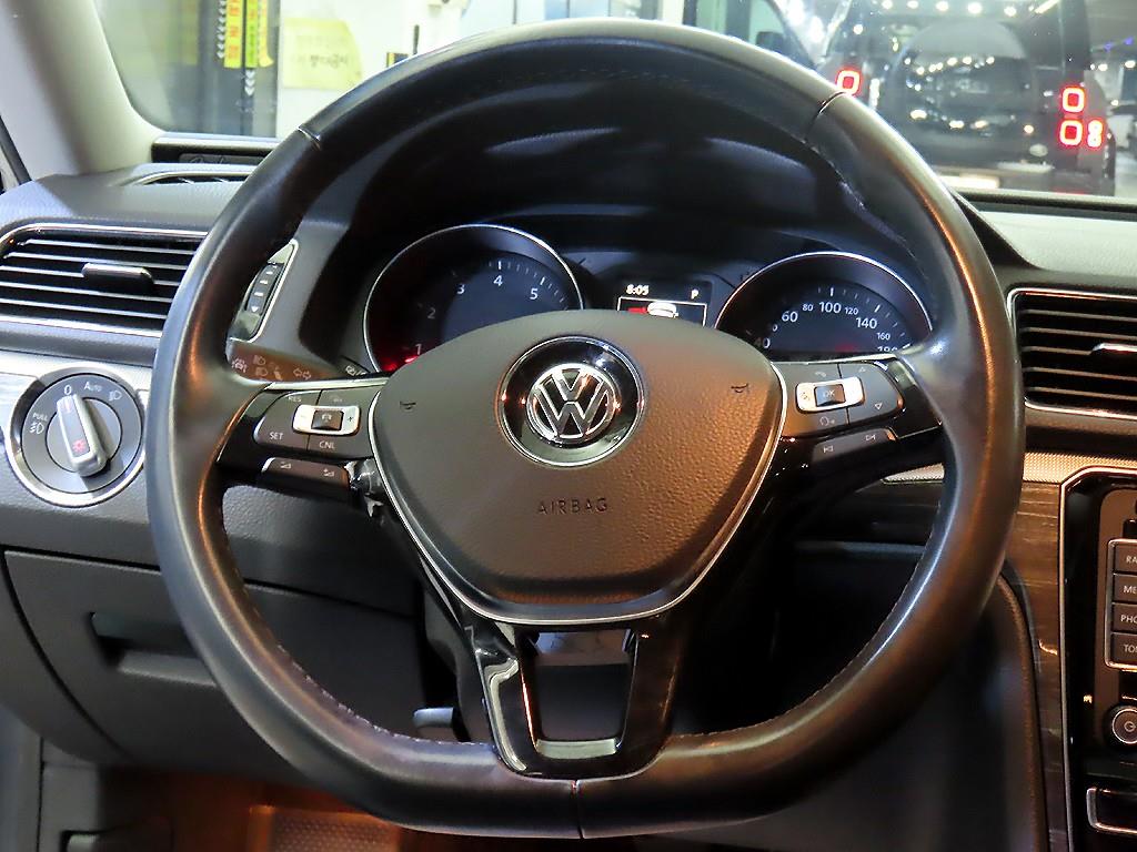 Volkswagen Passat - Vista 8