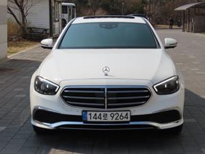 Mercedes Benz E class - Vista 2