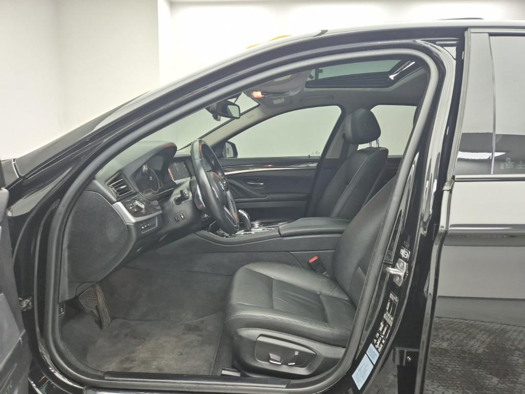 BMW 5 Series - Vista 11