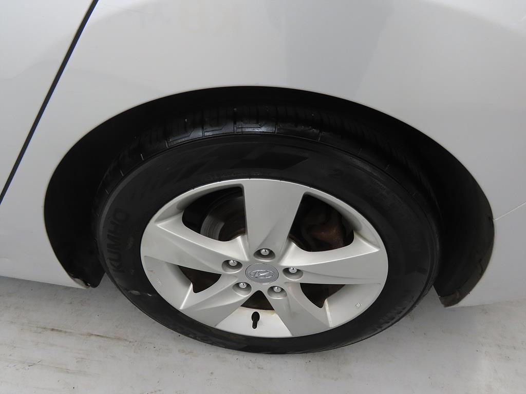 HYUNDAI Avante 2013 Plateado - Importación desde Corea - HF Imports Iquique - Foto 20