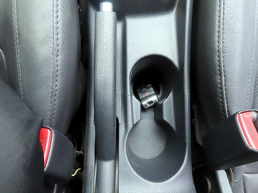 KIA Pride 2014 Plateado - Importación desde Corea - HF Imports Iquique - Foto 14