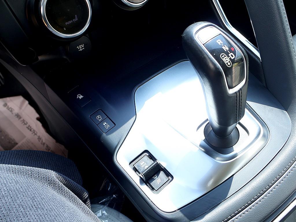 Jaguar E-PACE - Vista 11