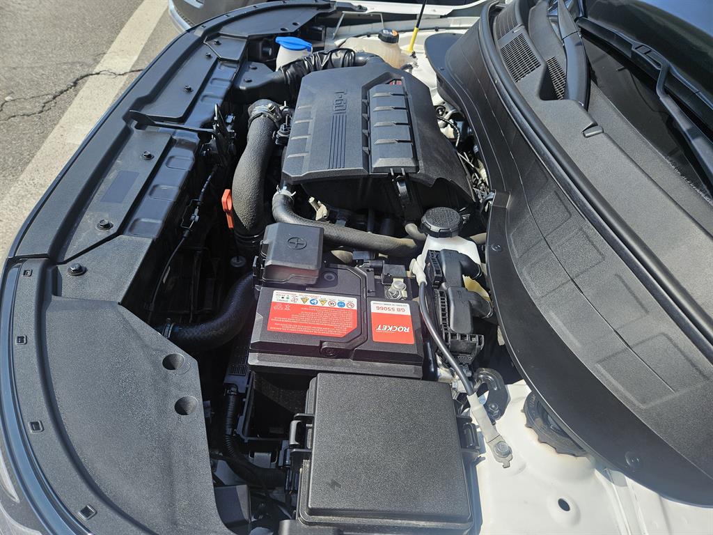 HYUNDAI Casper - Vista 5