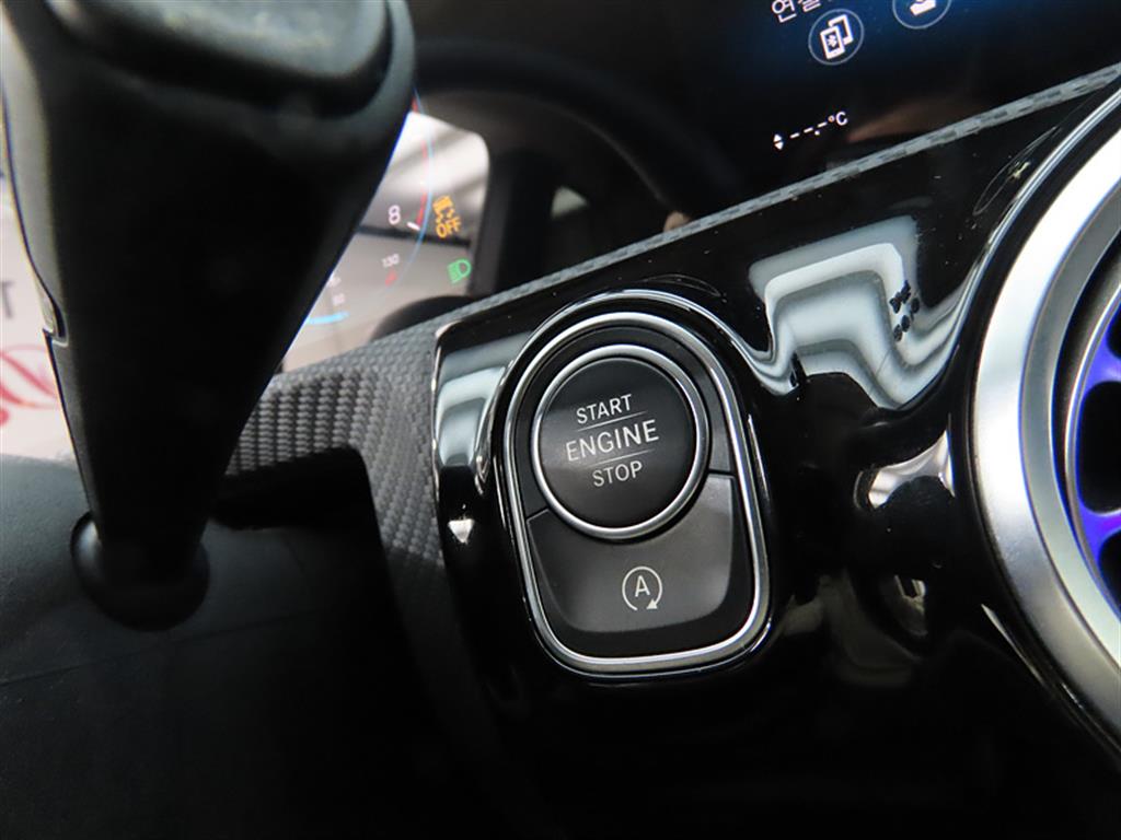 Mercedes Benz A Class - Vista 10