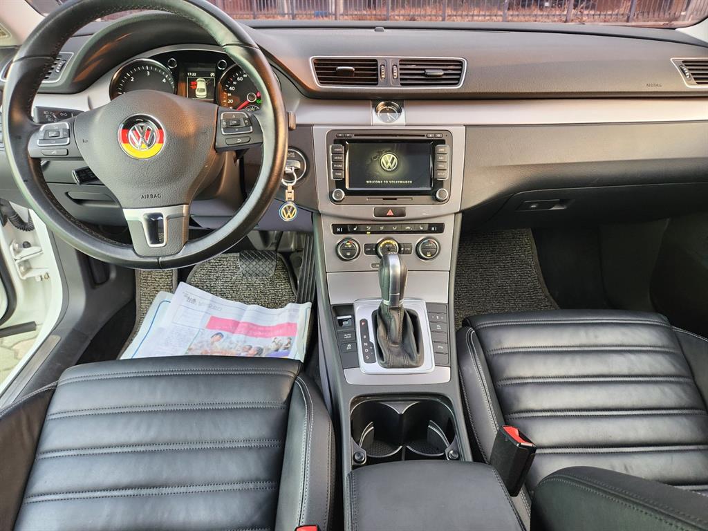 Volkswagen CC - Vista 8