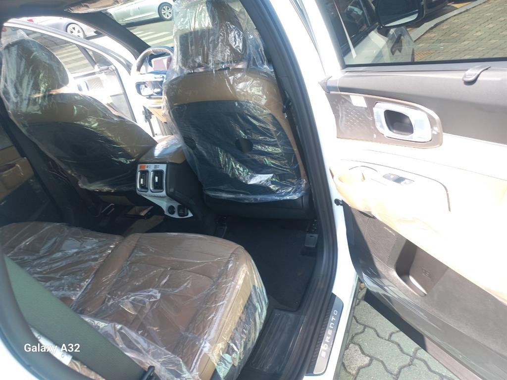 KIA Sorento 2026 Blanco - Importación desde Corea - HF Imports Iquique - Foto 15