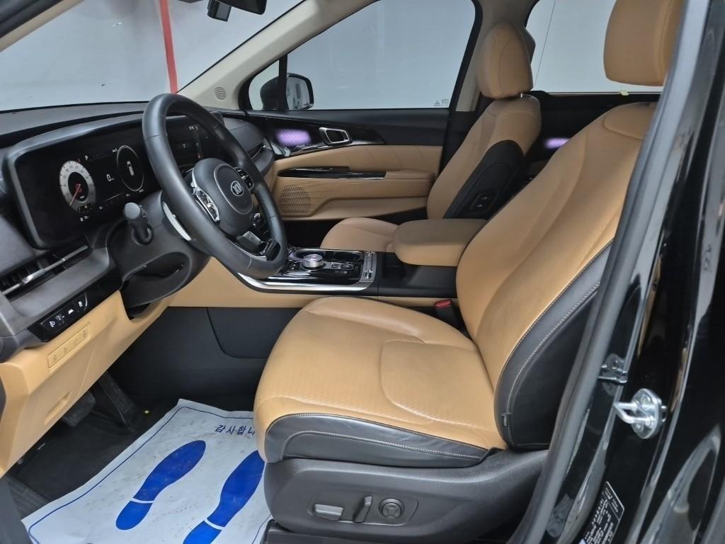 KIA Carnival - Vista 6