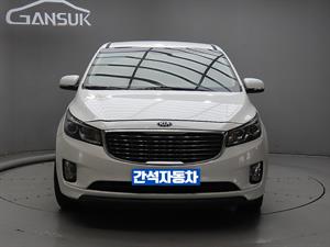 KIA Carnival - Vista 2