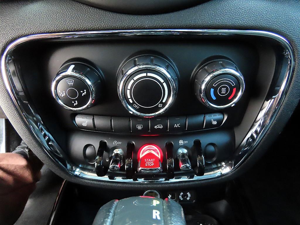 Mini Clubman - Vista 12