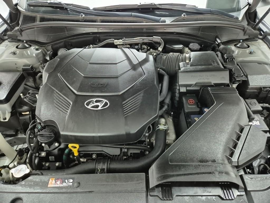 HYUNDAI Grandeur - Vista 5