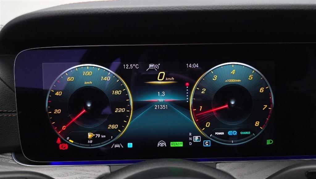 Mercedes Benz E class - Vista 8