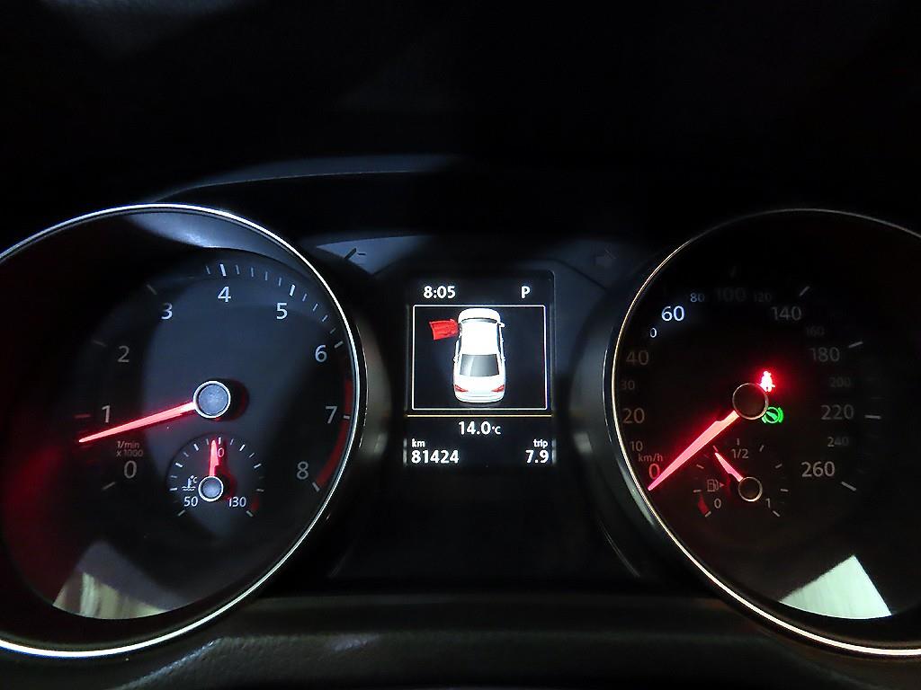 Volkswagen Passat - Vista 9