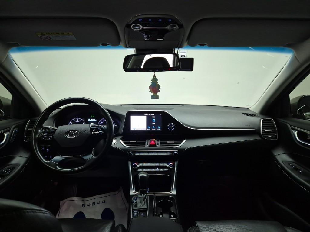 HYUNDAI Grandeur - Vista 7