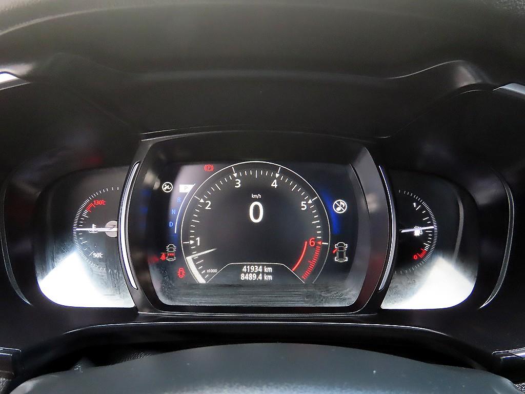 SAMSUNG QM6 - Vista 9