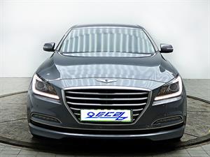 HYUNDAI Genesis - Vista 2