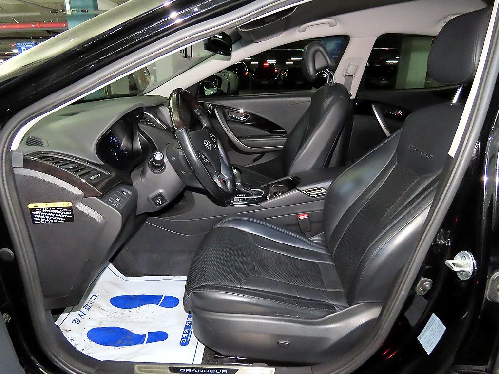 HYUNDAI Grandeur - Vista 6