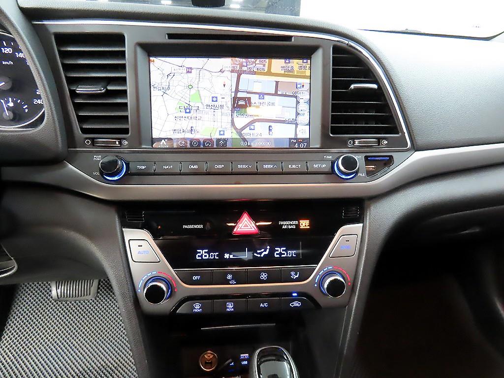 HYUNDAI Avante 2017 - Importación desde Corea - HF Imports Iquique - Foto 14