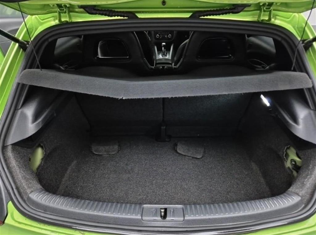 Volkswagen Scirocco 2012 Verde - Importación desde Corea - HF Imports Iquique - Foto 18