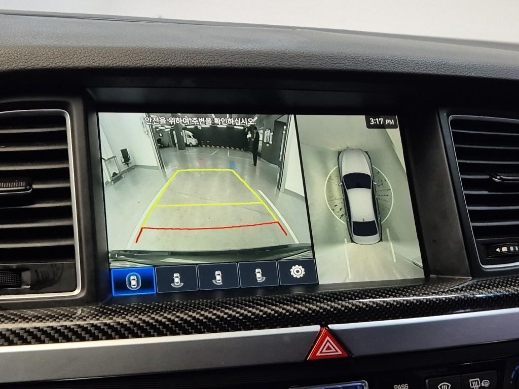 Genesis G80 - Vista 12