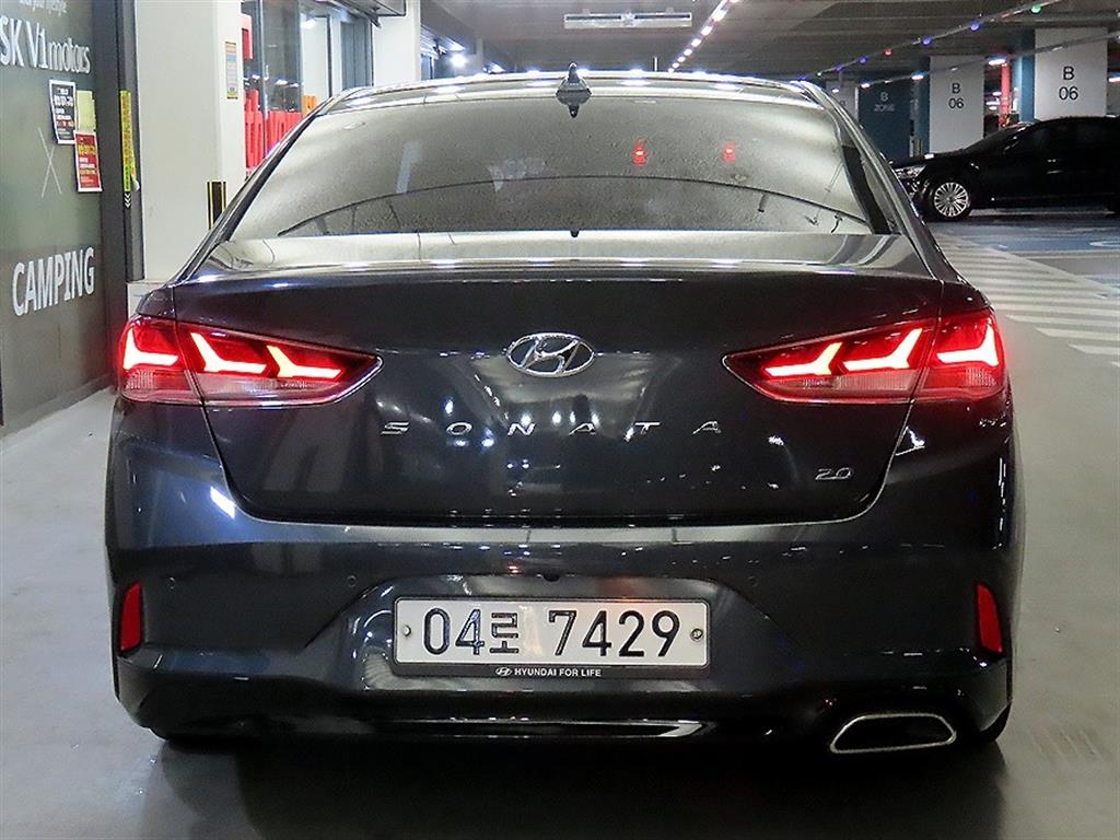 HYUNDAI Sonata - Vista 5