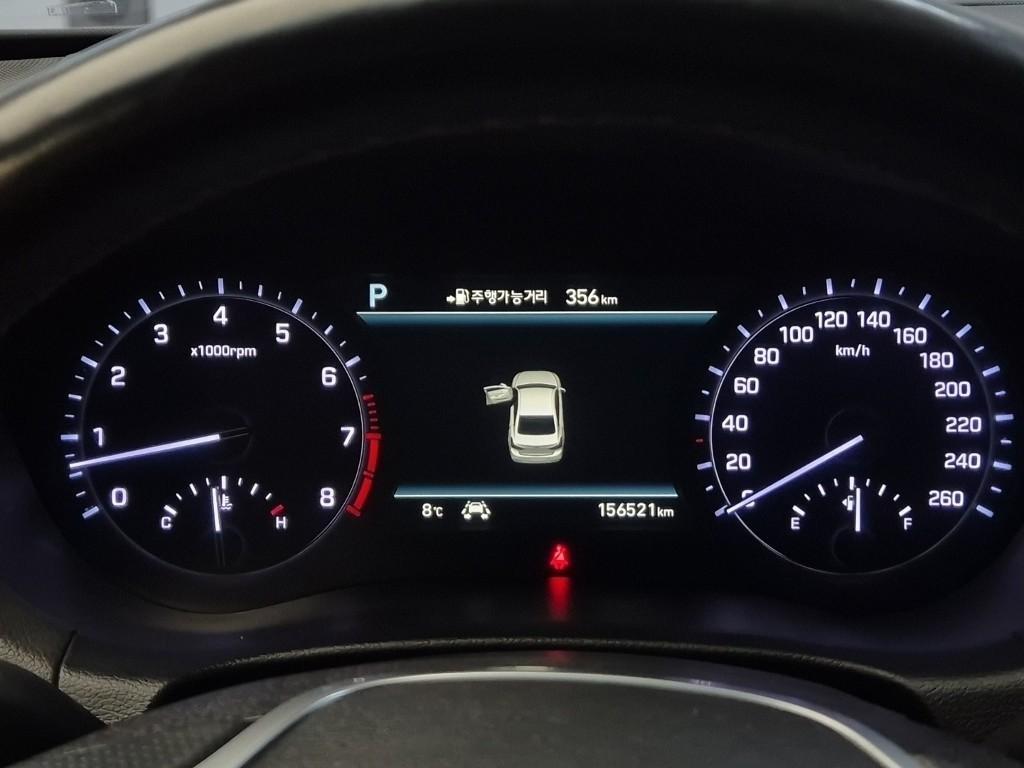 Genesis G80 - Vista 8