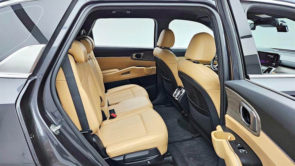 KIA Sorento - Vista 9