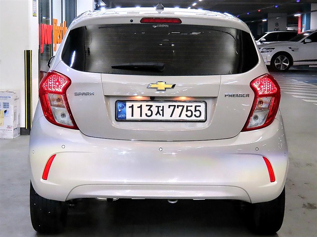 Chevrolet Spark - Vista 5