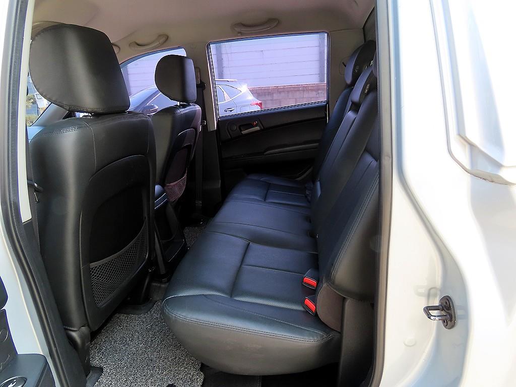 Ssangyong Korando - Vista 6