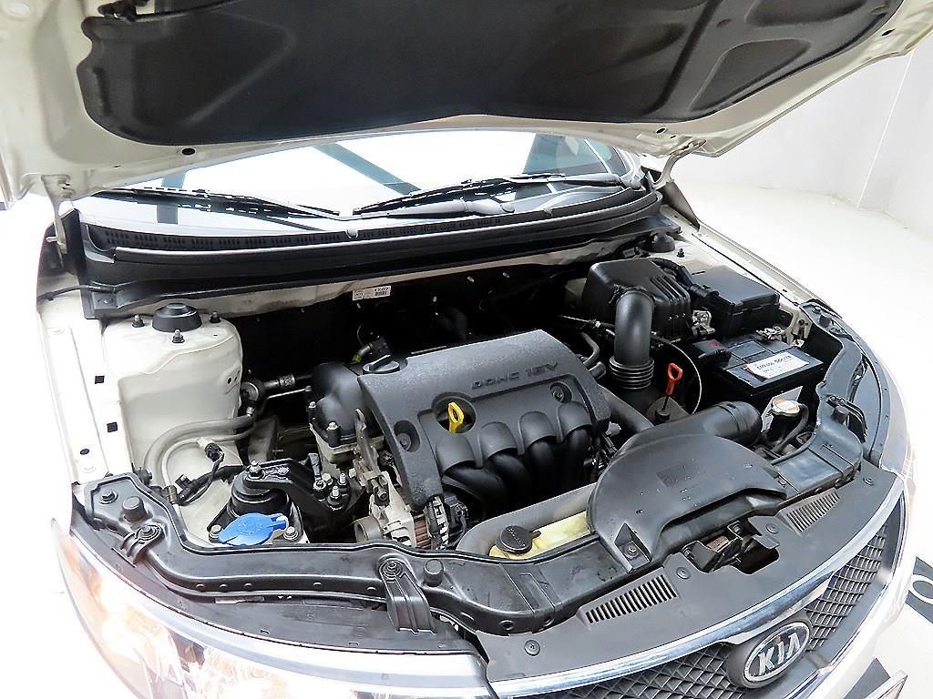 KIA Forte 2010 Blanco - Importación desde Corea - HF Imports Iquique - Foto 19