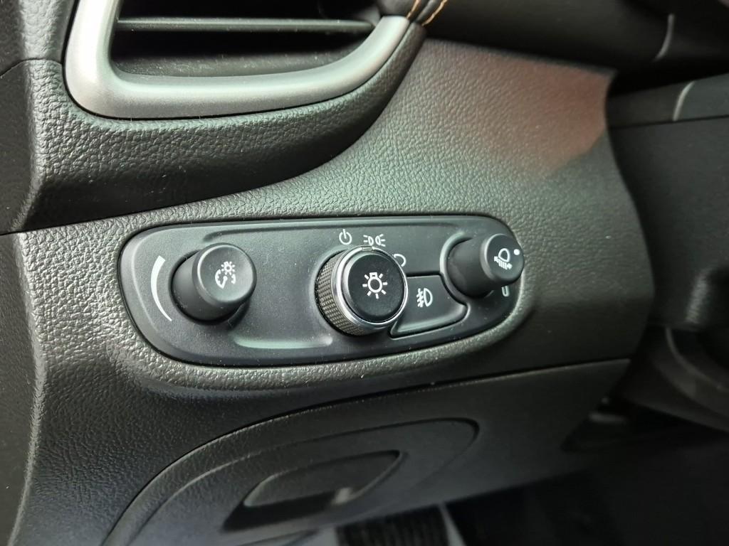 Chevrolet Trax 2017 Gris - Importación desde Corea - HF Imports Iquique - Foto 15