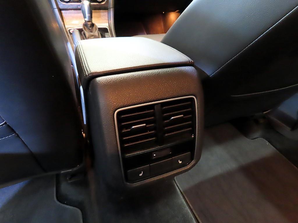 Volkswagen Passat 2018 Gris - Importación desde Corea - HF Imports Iquique - Foto 16