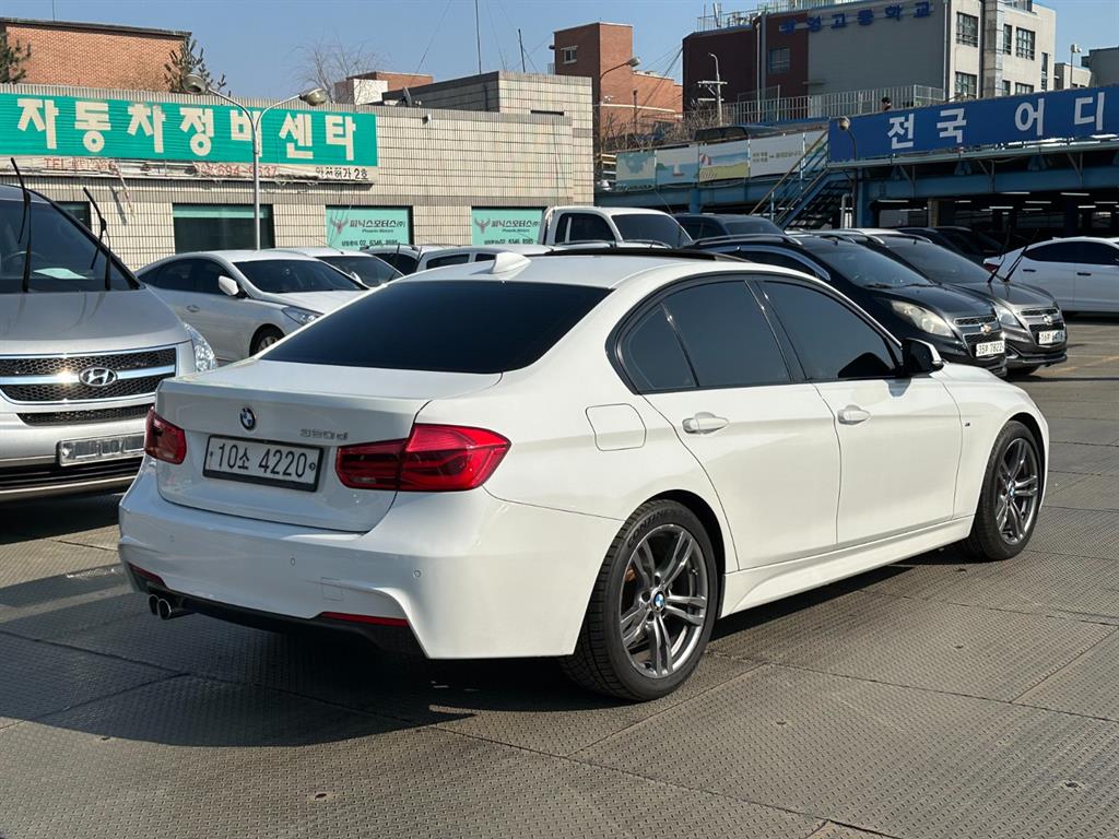 BMW 3 series - Vista 4