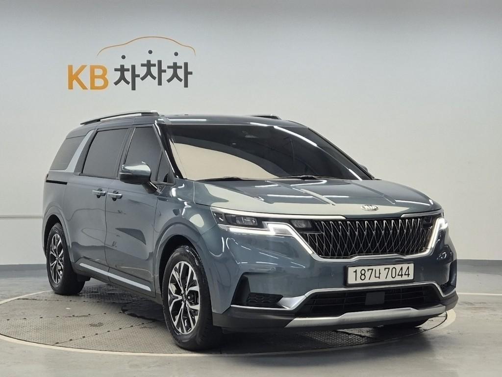 KIA Carnival - Vista 4